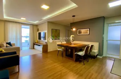 Apartamento com 2 quartos à venda na rua felipe domingos petry, 600, praia comprida, são josé, 89 m2 por r$ 749.000