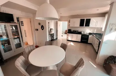 Casa com 3 quartos à venda na rua capitão savas, 223, itaguaçu, florianópolis, 210 m2 por r$ 2.799.000