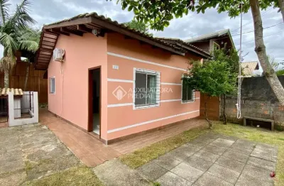 Casa com 2 quartos à venda na rua domingos josé da silveira, 43, são joão do rio vermelho, florianópolis, 60 m2 por r$ 465.000
