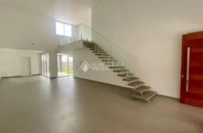 Casa em condomínio fechado com 4 quartos à venda na rua leonel pereira, 2239, cachoeira do bom jesus, florianópolis, 220 m2 por r$ 1.949.000