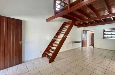 Casa com 2 quartos à venda na servidão dunas da joaquina, 49, rio tavares, florianópolis, 120 m2 por r$ 789.000