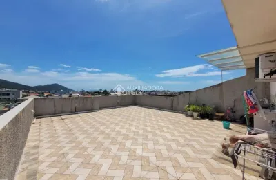 Cobertura com 3 quartos à venda na rua laurindo elias de oliveira, 252, ingleses do rio vermelho, florianópolis, 142 m2 por r$ 590.000