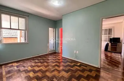 Apartamento com 2 quartos à venda na avenida borges de medeiros, 993, centro histórico, porto alegre, 50 m2 por r$ 260.000