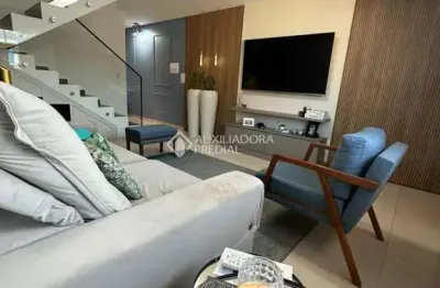 Casa com 3 quartos à venda na servidão joesi guimarães da silva, 441, são joão do rio vermelho, florianópolis, 150 m2 por r$ 650.000