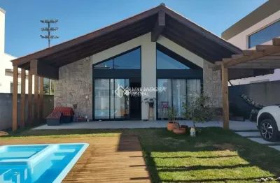 Casa com 3 quartos à venda na rua valdeci izidro da silveira, 155, ribeirão da ilha, florianópolis, 180 m2 por r$ 2.499.000