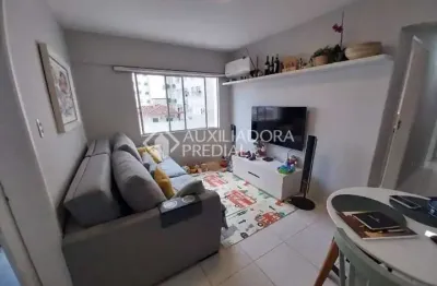 Apartamento com 2 quartos à venda na rua almirante alvim, 452, centro, florianópolis, 48 m2 por r$ 680.000
