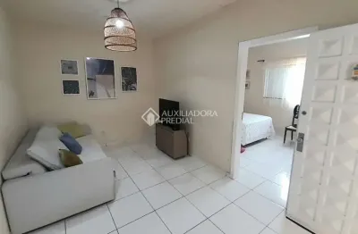 Casa com 3 quartos à venda na rua professora maria luiza rodrigues, 55, trindade, florianópolis, 93 m2 por r$ 970.000
