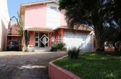 Casa com 3 quartos para alugar na Rua Alegrete, 85, Boa Vista, Novo Hamburgo, 281 m2 por R$ 4.800