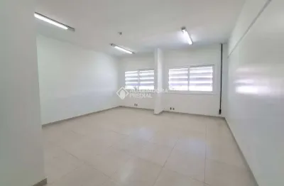 Sala comercial para alugar na rua imperatriz leopoldina, 355, rio branco, novo hamburgo, 32 m2 por r$ 500