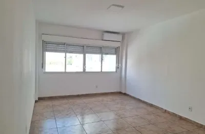 Apartamento com 1 quarto para alugar na rua doutor magalhães calvet, 251, vila rosa, novo hamburgo, 27 m2 por r$ 990