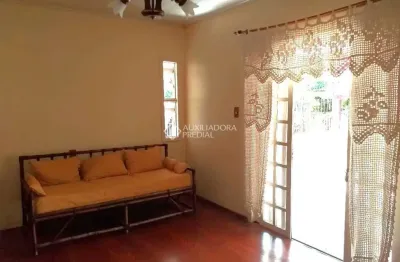 Casa com 2 quartos para alugar na rua afonso pena, 307, guarani, novo hamburgo, 120 m2 por r$ 2.800