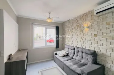 Apartamento com 2 quartos para alugar na Rua Santos, 130, Vila Nova, Novo Hamburgo, 63 m2 por R$ 1.200