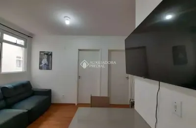 Apartamento com 2 quartos para alugar na Rua Arthur Momberger, 1050, Vila Diehl, Novo Hamburgo, 45 m2 por R$ 800