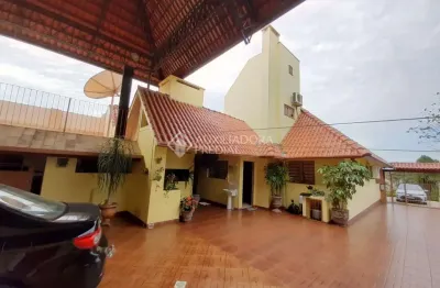 Casa com 3 quartos à venda na rua bento rosa, 4730, carneiros, lajeado, 490 m2 por r$ 1.850.000