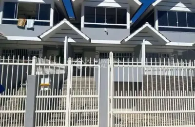 Casa com 3 quartos à venda na rua dos eucaliptos, 5000, montanha, lajeado, 150 m2 por r$ 695.000