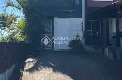 Casa com 2 quartos à venda na rua romeu armange, 1259, conventos, lajeado, 72 m2 por r$ 290.000