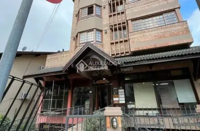 Sala comercial para alugar na coronel joão corrêa, 92, centro, gramado, 60 m2 por r$ 3.500