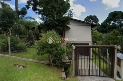 Casa com 3 quartos para alugar na rua do colégio, 200, várzea grande 1º de maio, gramado, 120 m2 por r$ 4.000