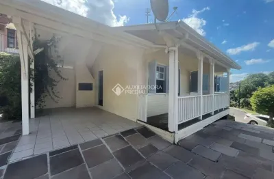 Casa com 3 quartos para alugar na padre schol, 51, piratini, gramado, 60 m2 por r$ 2.500