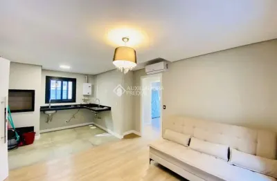 Apartamento com 2 quartos para alugar na rua augusto zatti, 340, centro, gramado, 70 m2 por r$ 6.000