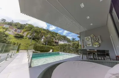 Casa em condomínio fechado com 4 quartos à venda na rua aqueduto, 335, estados, balneário camboriú por r$ 7.000.000