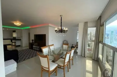 Apartamento com 3 quartos para alugar na Rua 1520, 251, Centro, Balneário Camboriú por R$ 10.000