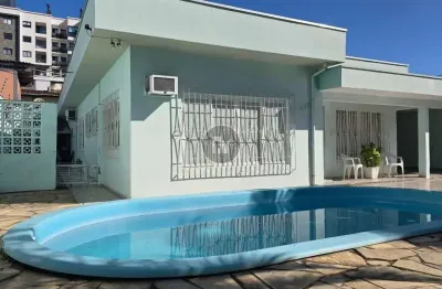 Casa com 4 quartos à venda na avenida 3ª avenida, 435, centro, balneário camboriú por r$ 2.800.000