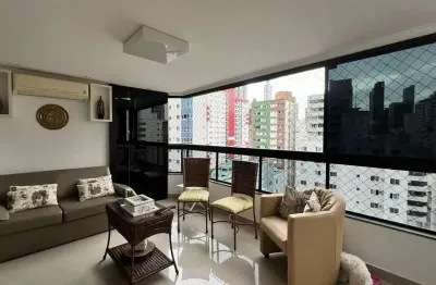 Apartamento com 3 quartos à venda na Rua 981, 160, Centro, Balneário Camboriú por R$ 1.590.000