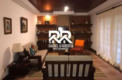 Excelente casa em condomínio com infra e transporte na porta