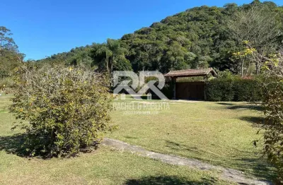 Sítio encantador com estrutura completa de lazer e  contato com a natureza