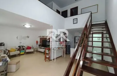 Casa em condomínio com 3 quartos, suíte, espaço gourmet e lazer completo