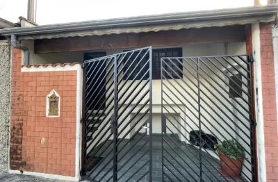 Casa com 3 quartos à venda na Vila Resende, Caçapava 