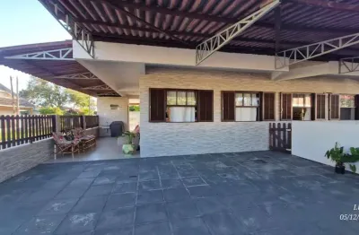 Casa com 2 quartos para alugar na Avenida Sete De Setembro, Balneário Marissol, Pontal do Paraná