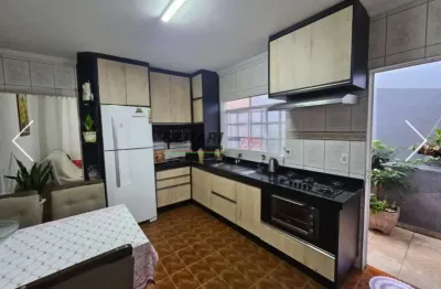 Casa à venda com 2 quartos no Parque das Nações, Indaiatuba - SP