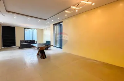 Casa com 3 quartos para alugar no Tarumã, Manaus 