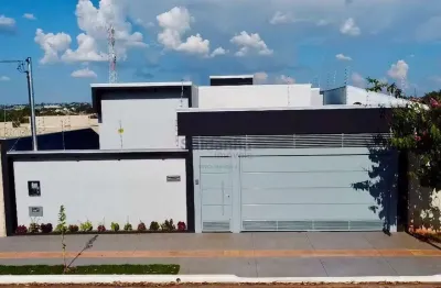 Casa para Venda em Campo Grande, Bairro Seminário, 3 dormitórios, 2 suítes, 4 banheiros, 3 vagas