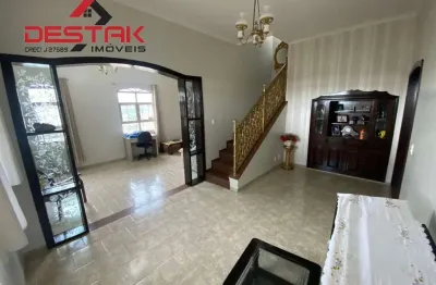 Casa sobrado para locacao nas intermediacoes do club jundiaiense em jundiai/sp.