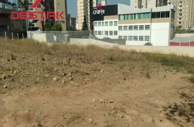 Area com 1.663,00m² para fins comerciais ou residenciais no jardim bonfiglioli.