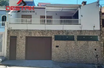Casa a venda no jardim messina, proxima a 9 de julheo e jundiai shopping.
