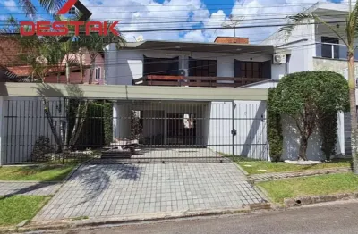 Casa a venda no condominio nova caieiras, ambientes amplos e confortaveis.