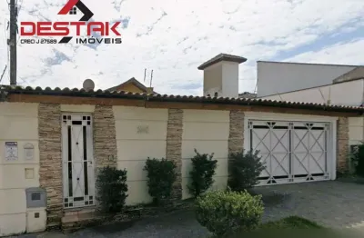 Casa terrea e com piscina a venda no jardim paulista em jundiai/sp.