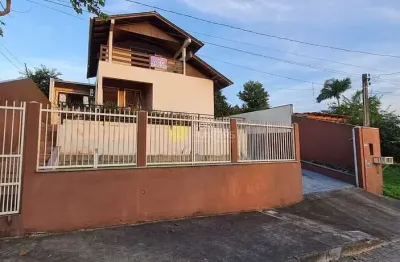 Casa averbada no bairro petropolis, estuda permuta por chácara