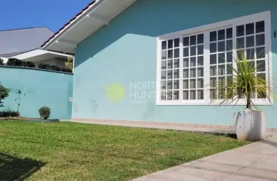 Casa, estuda permuta por apartamento de menor valor no costa e silva