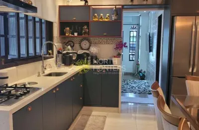 Casa com 5 dormitórios, estuda permuta no morro do meio.