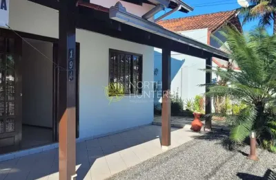 Casa com 4 quartos à venda na Rua Rosa Vieira Dias, Adhemar Garcia, Joinville