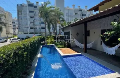 Linda casa térrea em jurerê internacional,com um valor incrível