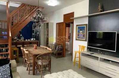 Casa com 2 dormitórios sendo 1 suite, para locação de temporada, 250 m² por r$ 2.500/dia - jurerê i