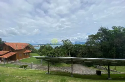 Área exclusiva em canajurê, área total 23.725 m²!com vista permanente para o mar em canajurê!
