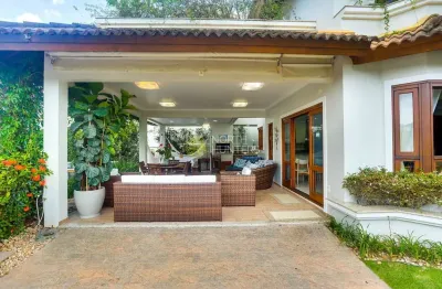 Casa com 6 quartos para alugar na Rua dos Cambuatas, Jurerê, Florianópolis