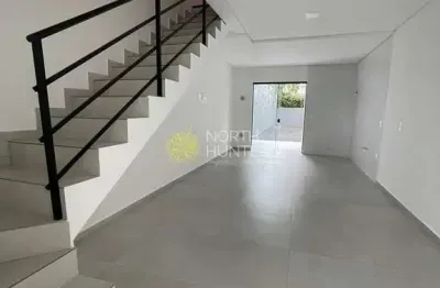 Casa com 3 quartos à venda na Rua Pomerode, Iririú, Joinville
